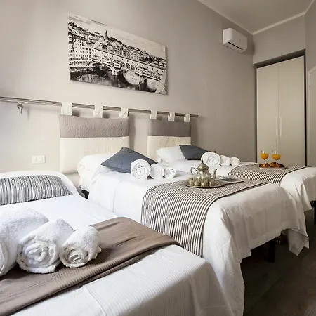 Silver Novella Luxury Lejlighed